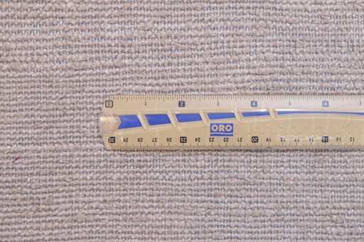 Central medallion detail of New Mahli rug from Pakistan