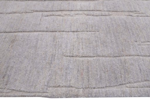 Corner detail of New Mahli rug showing border pattern and Wool pile