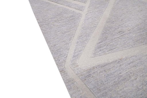 Backside of handmade New Mahli rug showing knot structure and weave density