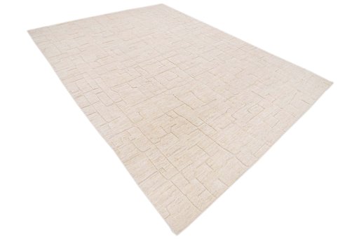 Corner detail of New Mahli rug showing border pattern and Wool pile