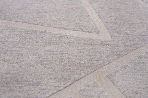 Central medallion detail of New Mahli rug from Pakistan
