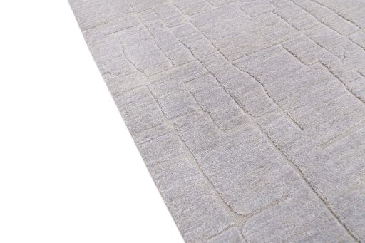 Backside of handmade New Mahli rug showing knot structure and weave density