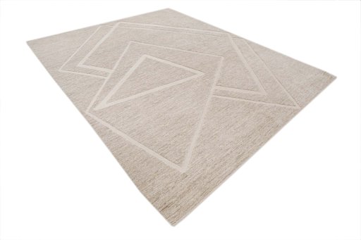 Corner detail of New Mahli rug showing border pattern and Wool pile