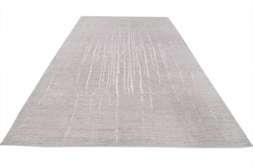 Surface texture of New Mahli rug with natural Wool and intricate pattern