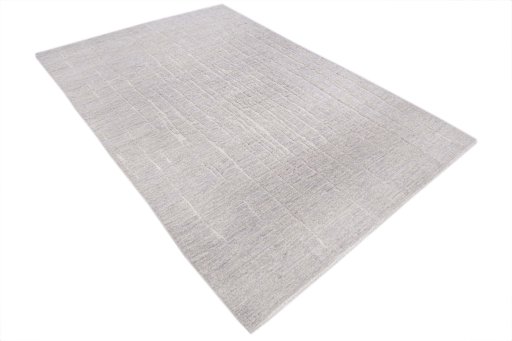 Corner detail of New Mahli rug showing border pattern and Wool pile