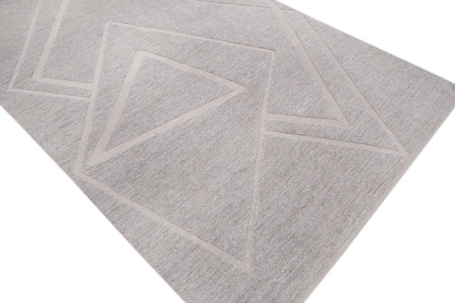 Full view of New Mahli rug from Pakistan, 259 × 173 cm in Gray tones