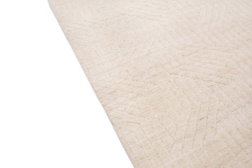 Backside of handmade New Mahli rug showing knot structure and weave density
