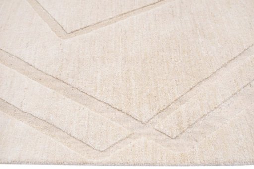Corner detail of New Mahli rug showing border pattern and Wool pile