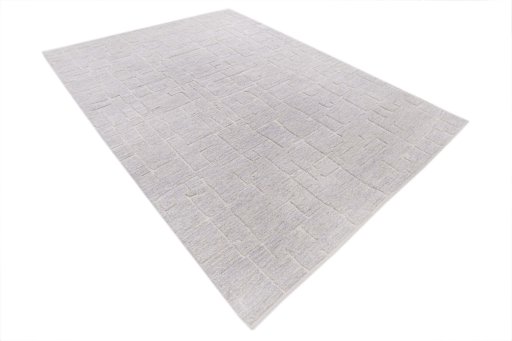 Corner detail of New Mahli rug showing border pattern and Wool pile