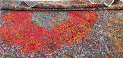 Close-up detail of New Mahli rug from Pakistan showing Wool weave