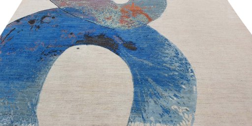 Surface texture of New Mahli rug with natural Wool and intricate pattern