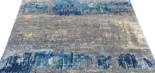 Backside of handmade New Mahli rug showing knot structure and weave density