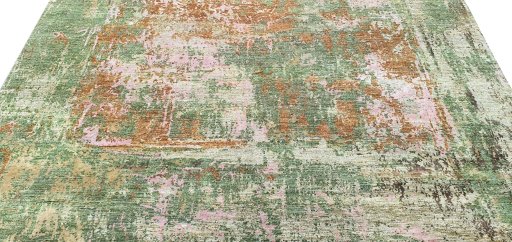 Surface texture of New Mahli rug with natural Wool and intricate pattern