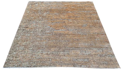Corner detail of New Mahli rug showing border pattern and Wool pile