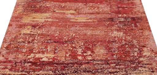 Surface texture of New Mahli rug with natural Wool and intricate pattern