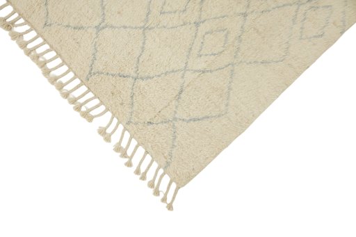 Backside of handmade New Morocco rug showing knot structure and weave density