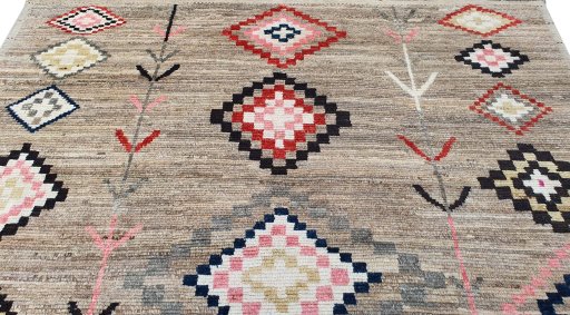 Central medallion detail of New Morocco rug from Pakistan