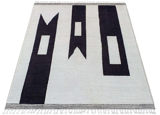 Corner detail of New Morocco rug showing border pattern and Wool pile