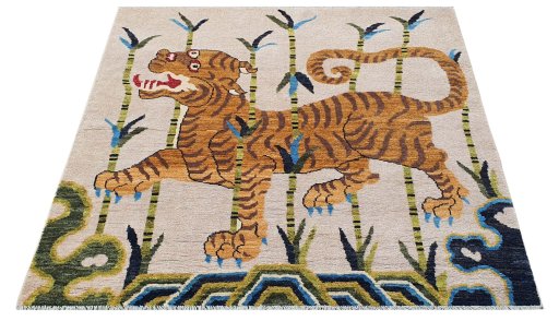 Corner detail of New Morocco rug showing border pattern and Wool pile