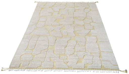 Corner detail of New Morocco rug showing border pattern and Wool pile