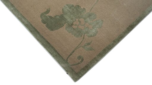 Backside of handmade New Nepal Carpets rug showing knot structure and weave density