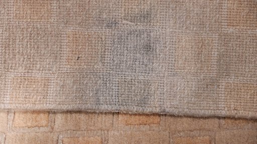 Close-up detail of New Nepal Carpets rug from Nepal showing Wool weave