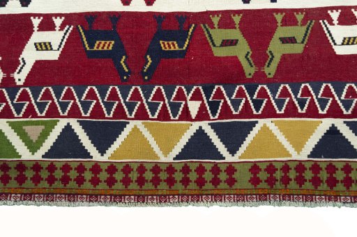 Central medallion detail of New Kilim Dastan rug from Iran / Persia