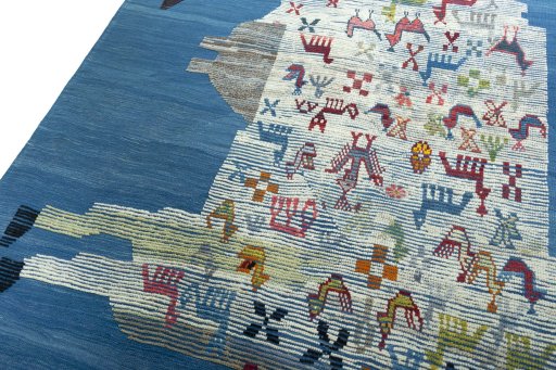 Surface texture of New Kilim Dastan rug with natural Wool and intricate pattern