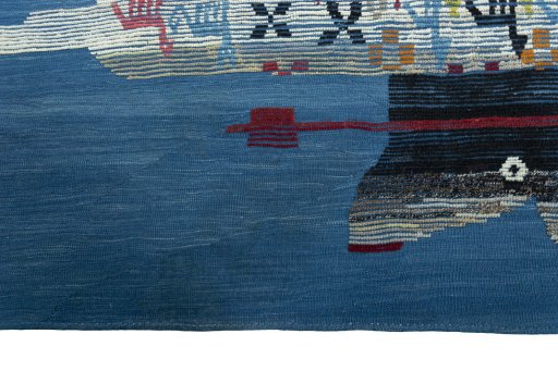 Central medallion detail of New Kilim Dastan rug from Iran / Persia