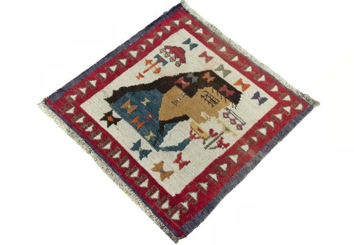 Corner detail of 2000s Kilim Dastan rug showing border pattern and Wool pile