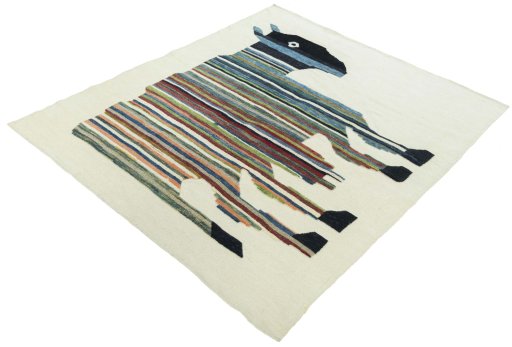 Corner detail of New Kilim Dastan rug showing border pattern and Wool pile
