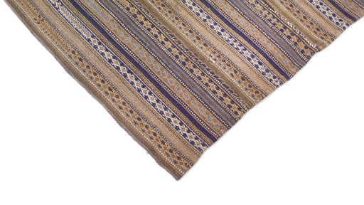 Backside of handmade 1920s Kilim Jajim rug showing knot structure and weave density
