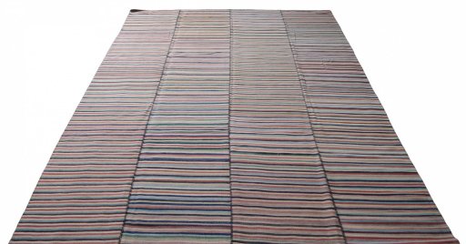 Surface texture of New Kilim Kiasar rug with natural Wool and intricate pattern