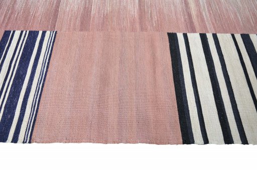 Close-up detail of New Kilim Kiasar rug from Iran / Persia showing Wool weave