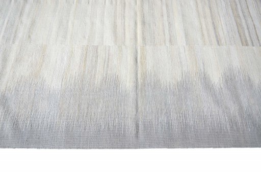 Close-up detail of New Kilim Kiasar rug from Iran / Persia showing Wool weave