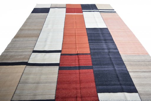 Close-up detail of New Kilim Kiasar rug from Iran / Persia showing Wool weave