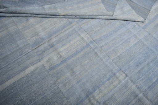Close-up detail of New Kilim Kiasar rug from Iran / Persia showing Wool weave