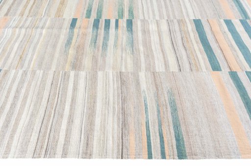 Close-up detail of New Kilim Kiasar rug from Iran / Persia showing Wool weave
