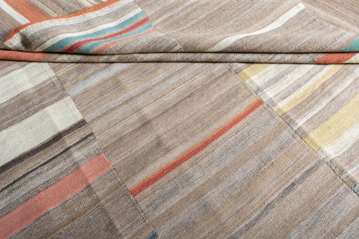 Close-up detail of New Kilim Kiasar rug from Iran / Persia showing Wool weave
