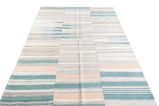 Close-up detail of New Kilim Kiasar rug from Iran / Persia showing Wool weave
