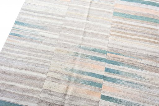 Surface texture of New Kilim Kiasar rug with natural Wool and intricate pattern
