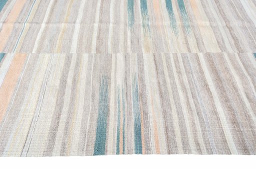 Close-up detail of New Kilim Kiasar rug from Iran / Persia showing Wool weave