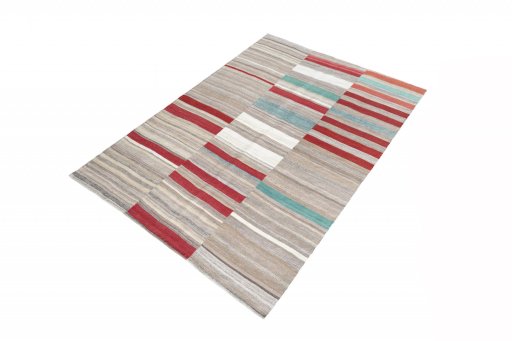 Corner detail of New Kilim Kiasar rug showing border pattern and Wool pile