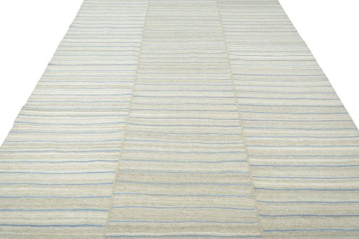 Close-up detail of New Kilim Kiasar rug from Iran / Persia showing Wool weave