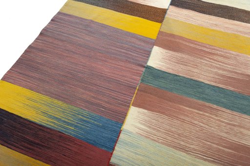 Surface texture of New Kilim Kiasar rug with natural Wool and intricate pattern