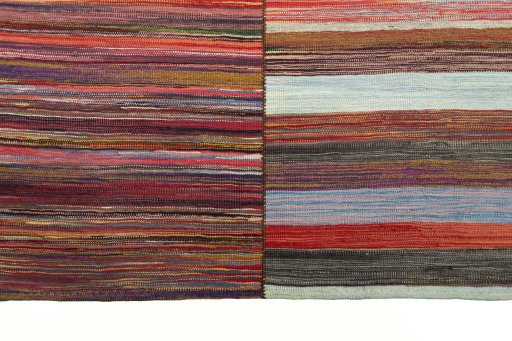 Central medallion detail of New Kilim Kiasar rug from Iran / Persia