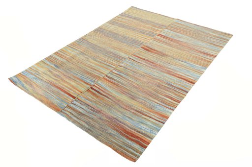 Corner detail of New Kilim Kiasar rug showing border pattern and Wool pile