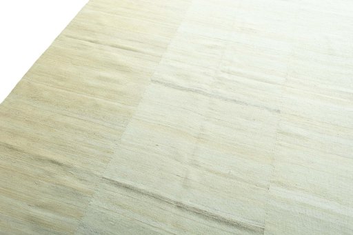 Surface texture of New Kilim Kiasar rug with natural Wool and intricate pattern