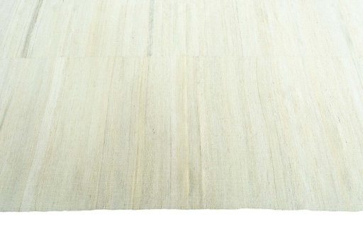 Close-up detail of New Kilim Kiasar rug from Iran / Persia showing Wool weave