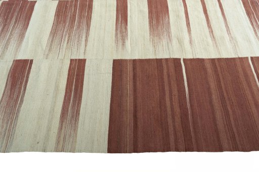 Close-up detail of New Kilim Kiasar rug from Iran / Persia showing Wool weave